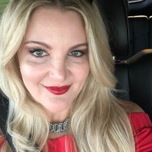 Meet your Posher, Dianna